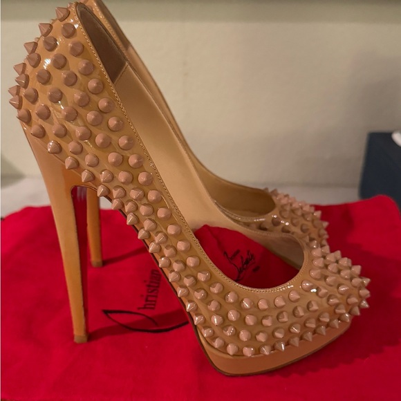 ⭐️AUTHENTIC Christian Louboutin Alti Spoke Pumps - Picture 7 of 13